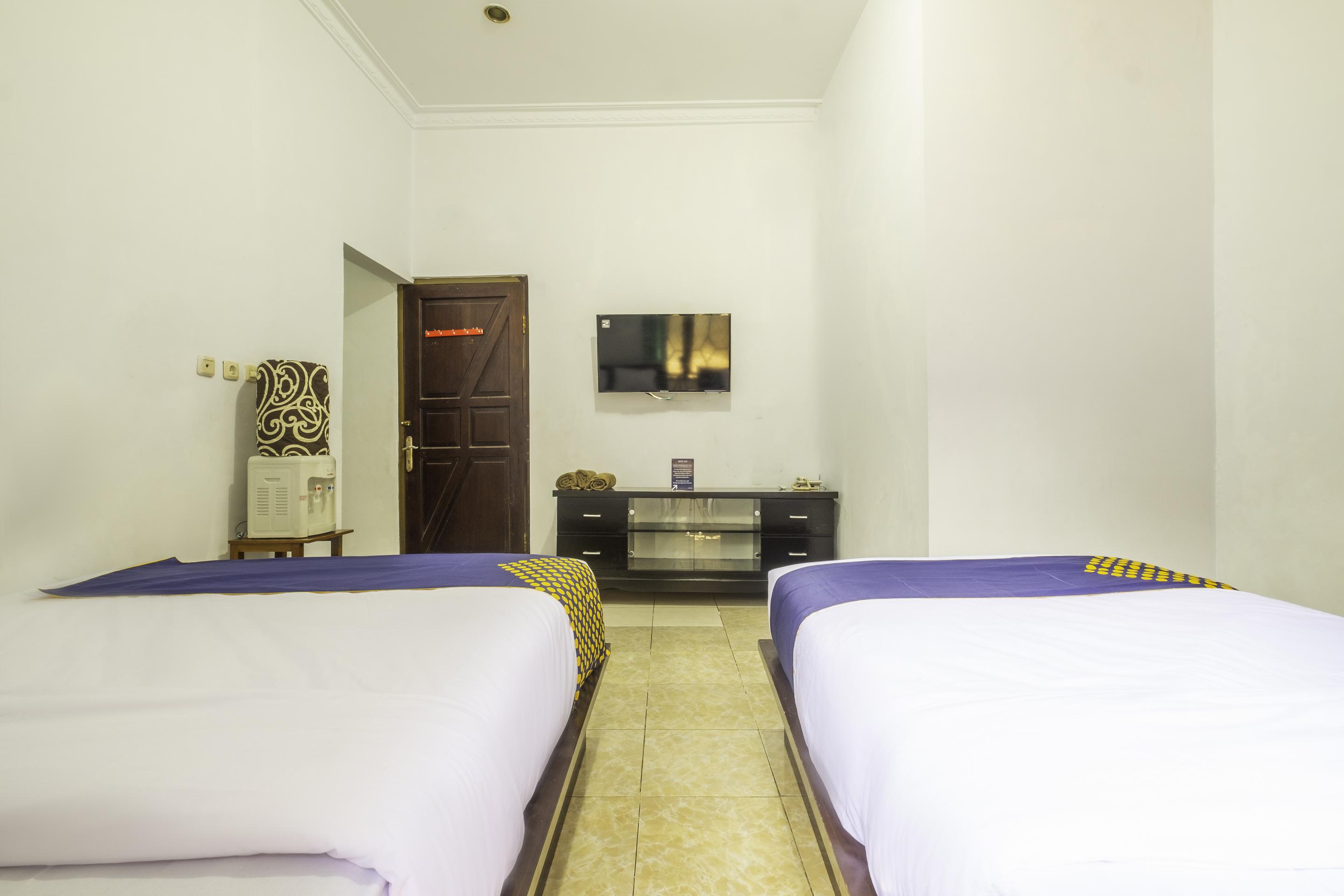 Spot On 2395 Hotel Aden 2 Syariah Tasikmalaya Εξωτερικό φωτογραφία