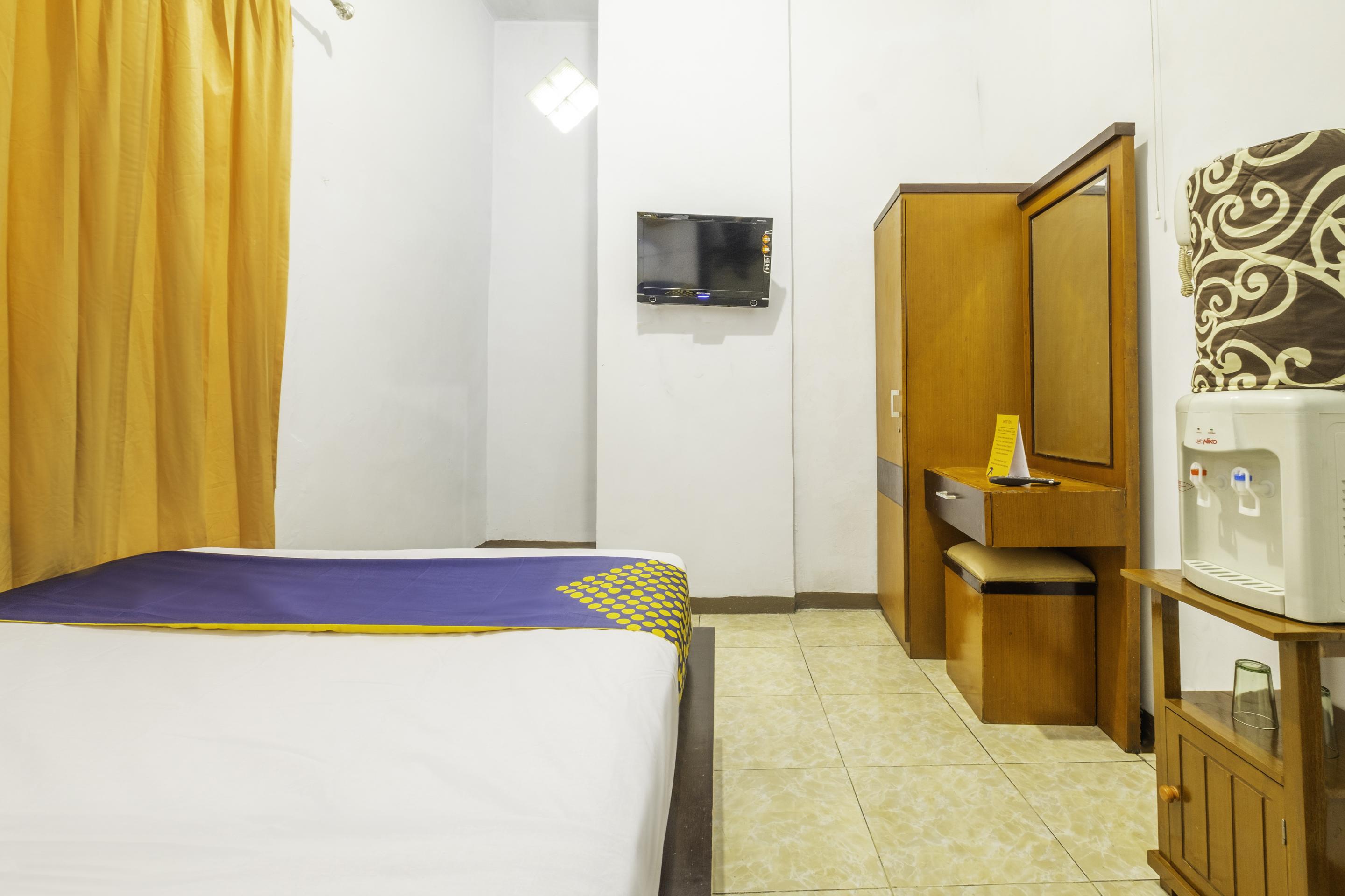 Spot On 2395 Hotel Aden 2 Syariah Tasikmalaya Εξωτερικό φωτογραφία