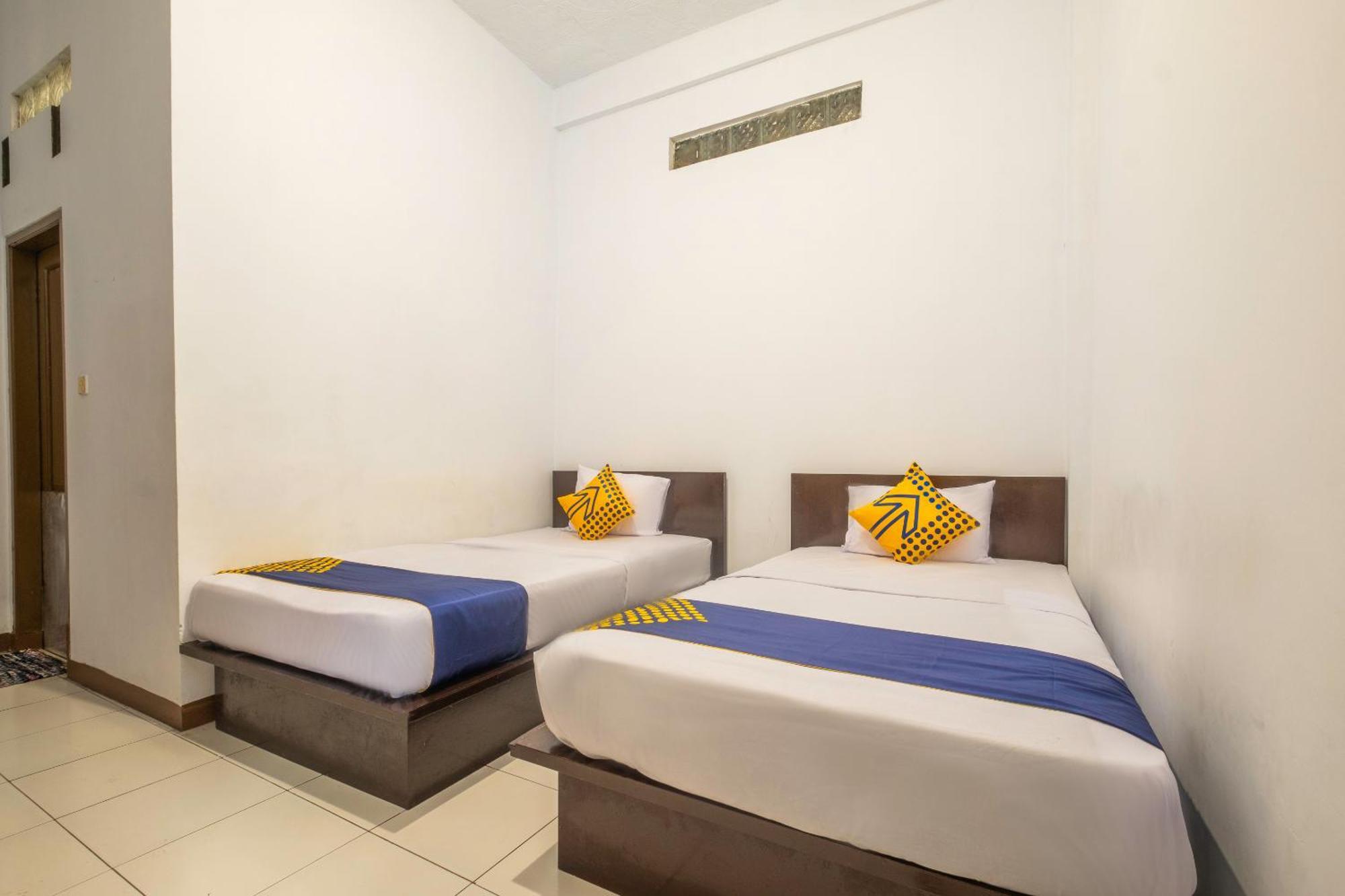 Spot On 2395 Hotel Aden 2 Syariah Tasikmalaya Εξωτερικό φωτογραφία