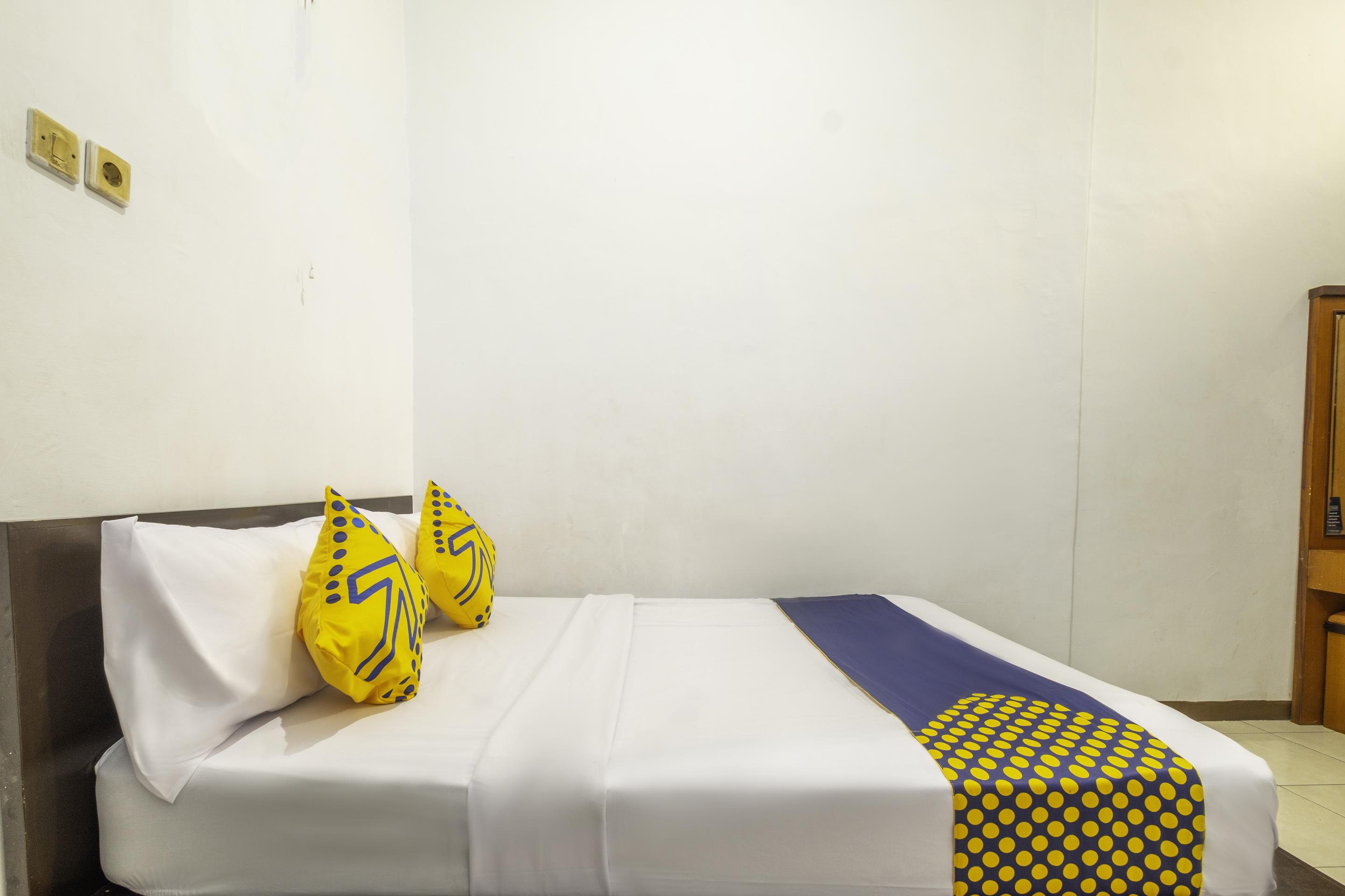 Spot On 2395 Hotel Aden 2 Syariah Tasikmalaya Εξωτερικό φωτογραφία