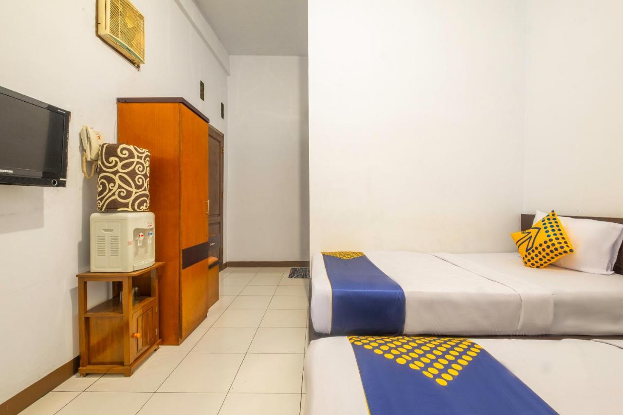 Spot On 2395 Hotel Aden 2 Syariah Tasikmalaya Εξωτερικό φωτογραφία