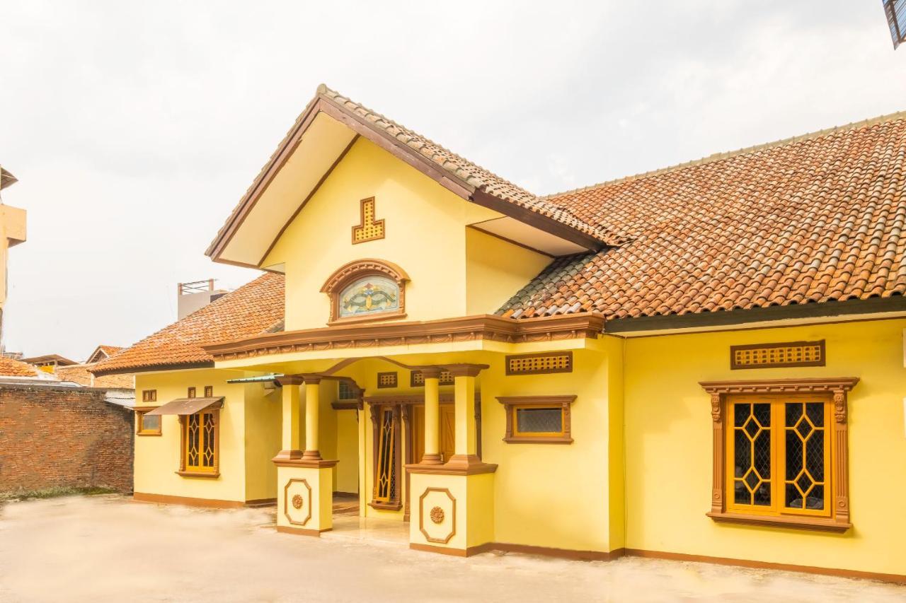 Spot On 2395 Hotel Aden 2 Syariah Tasikmalaya Εξωτερικό φωτογραφία