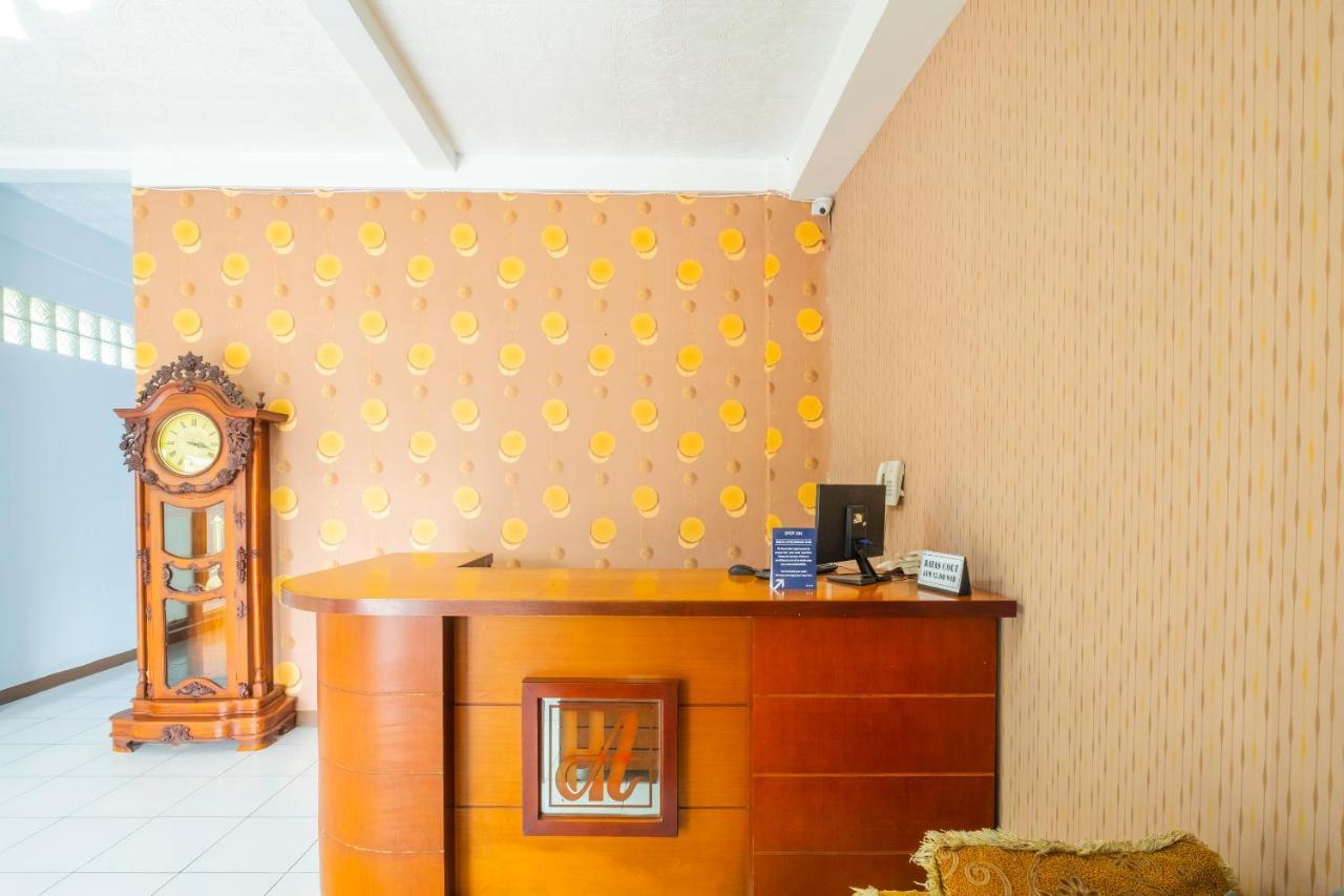 Spot On 2395 Hotel Aden 2 Syariah Tasikmalaya Εξωτερικό φωτογραφία
